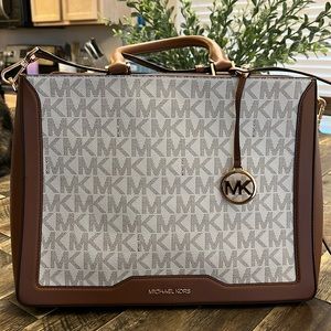 Michael Kors Tote